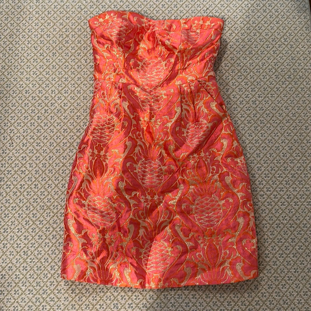 Women’s dress